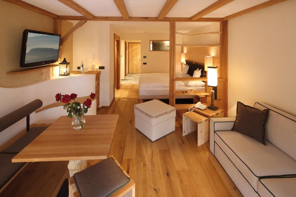 Dolomites Living Hotel Tirler Alpe Di Siusi Cameră foto