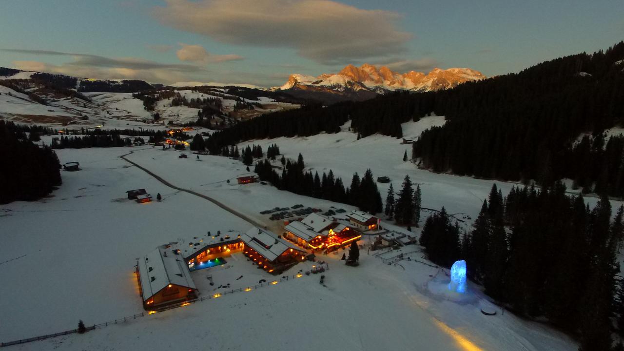 Dolomites Living Hotel Tirler Alpe Di Siusi Exterior foto