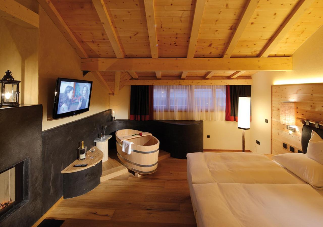 Dolomites Living Hotel Tirler Alpe Di Siusi Exterior foto